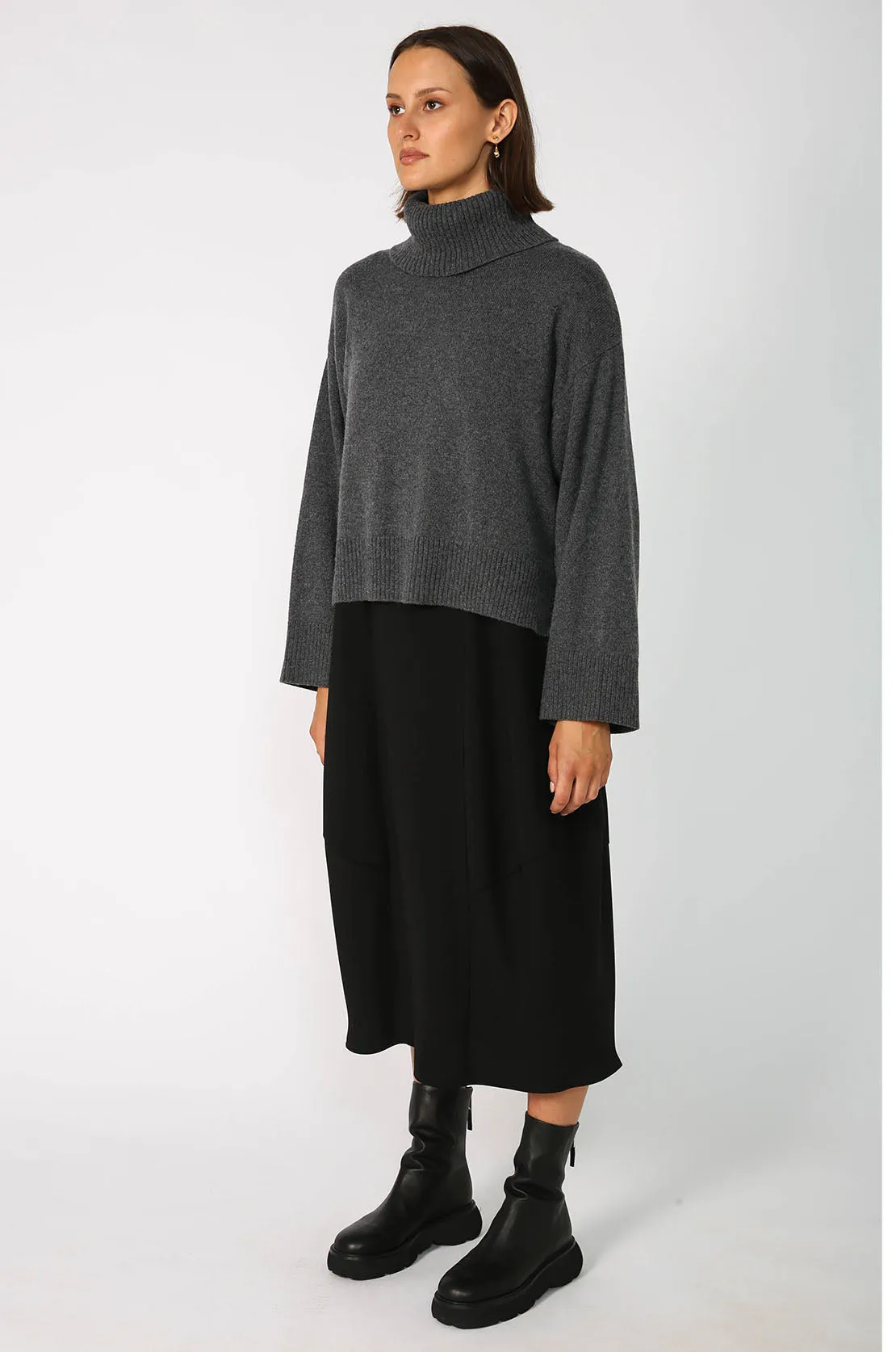 ambient sweater / storm grey