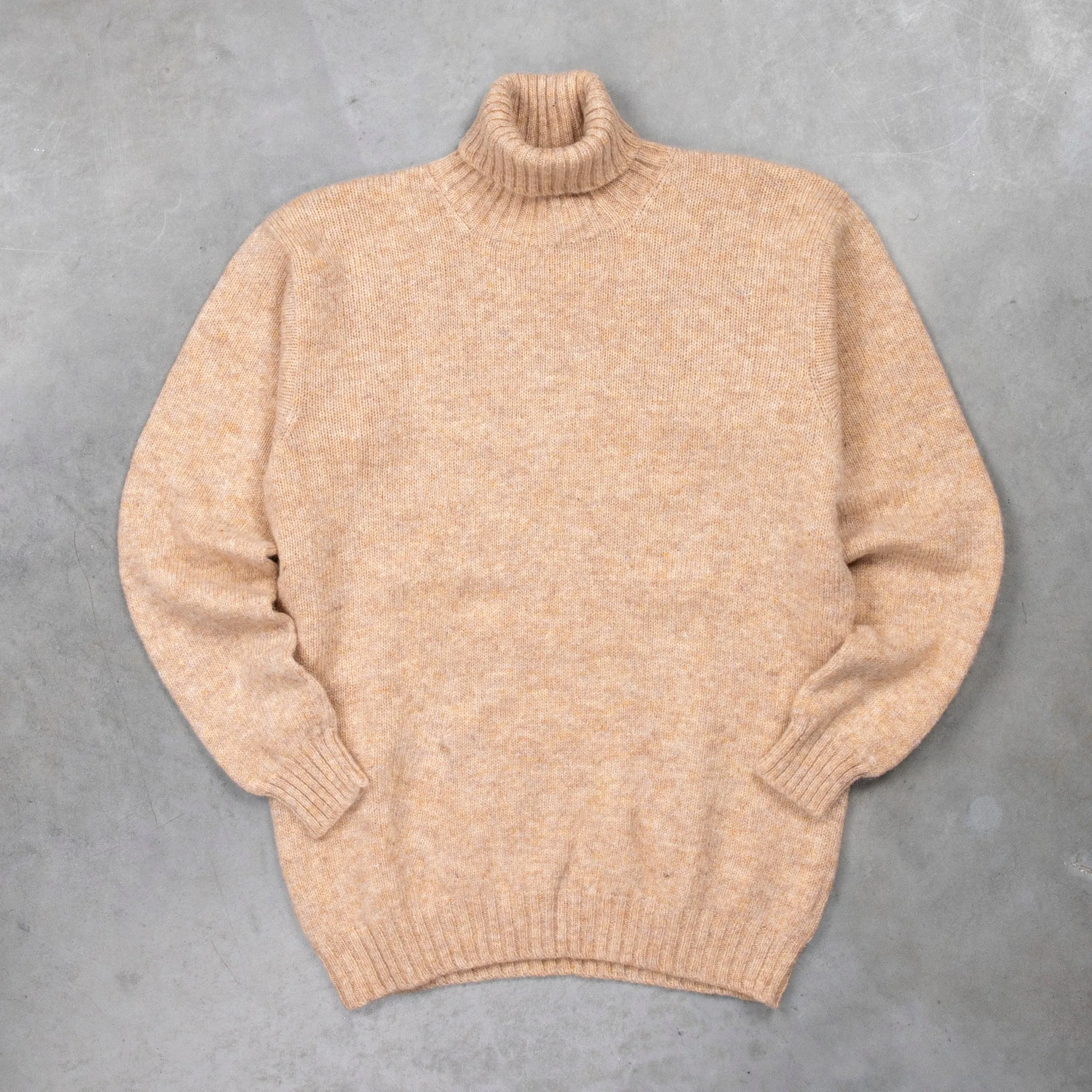 Laurence J. Smith Super Soft Seamless Roll Neck Pullover Tusk