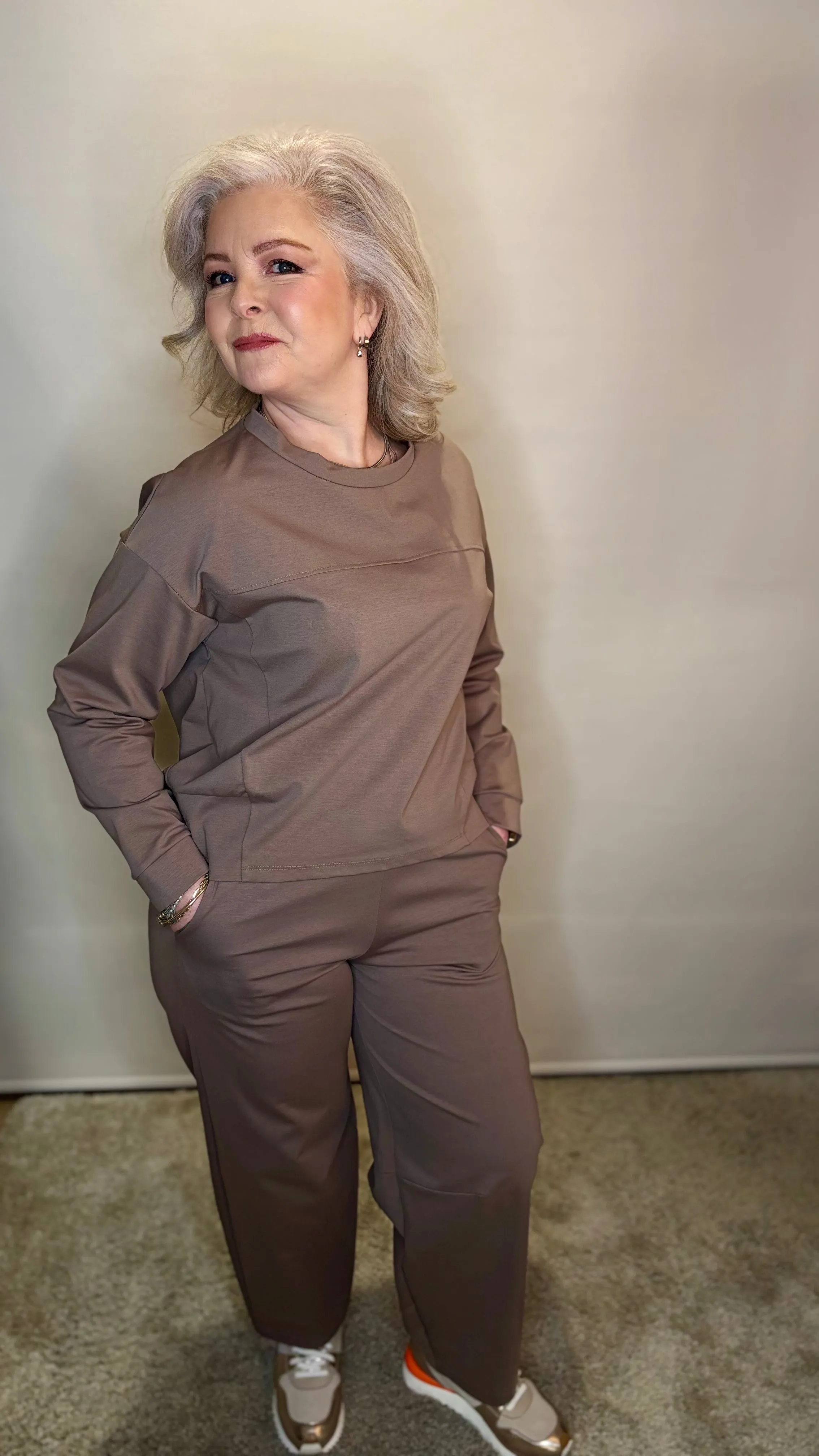 Relaxed -fit Trousers - Taupe