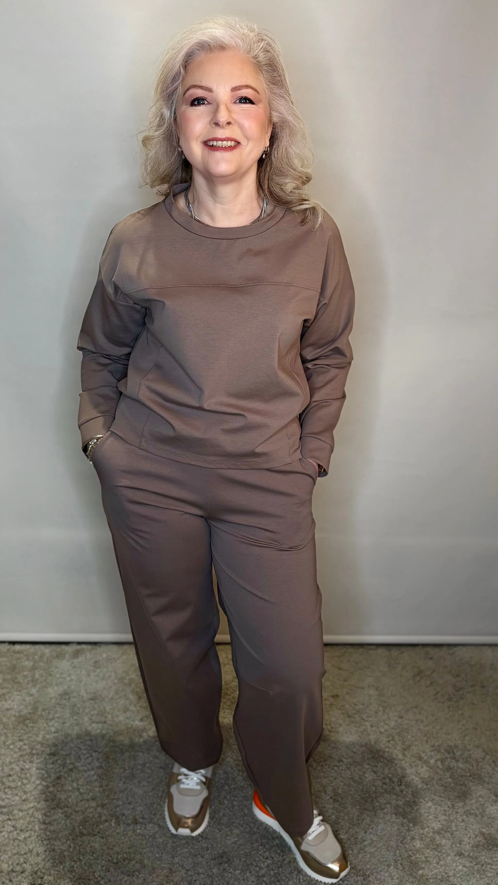 Relaxed -fit Trousers - Taupe
