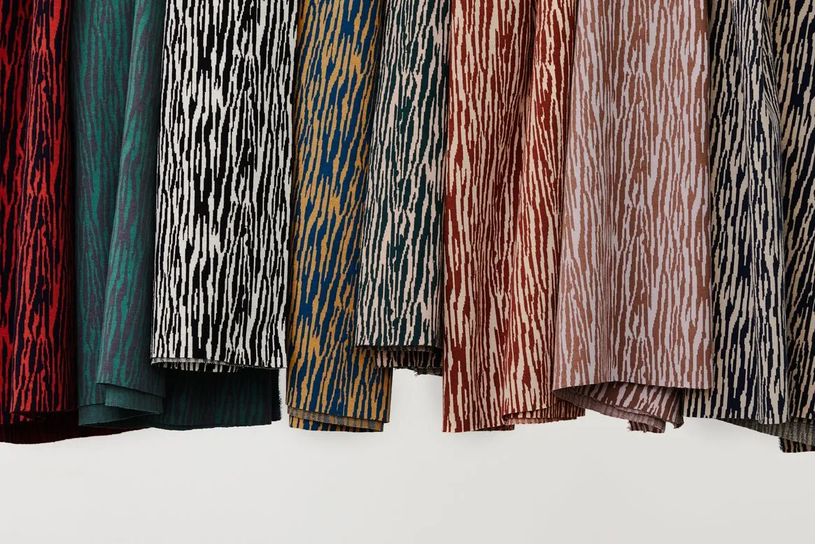 REMNANT 0.34 Metre - Mind The MAKER - Organic Bark Jacquard Dusty Brown and Lilac
