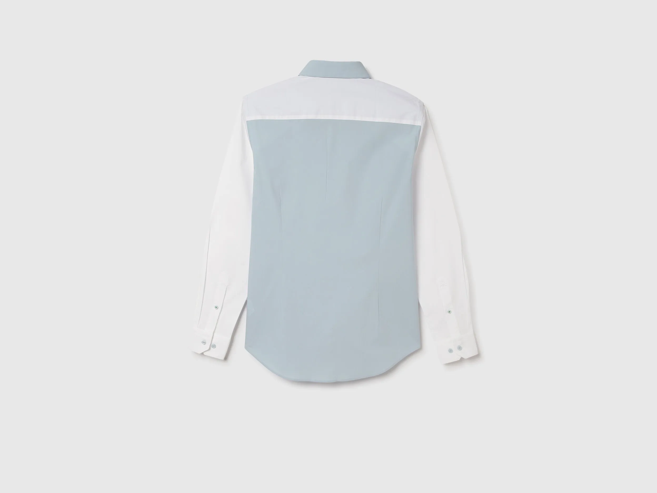 Slim Fit Cut Away Collar Solid Shirts