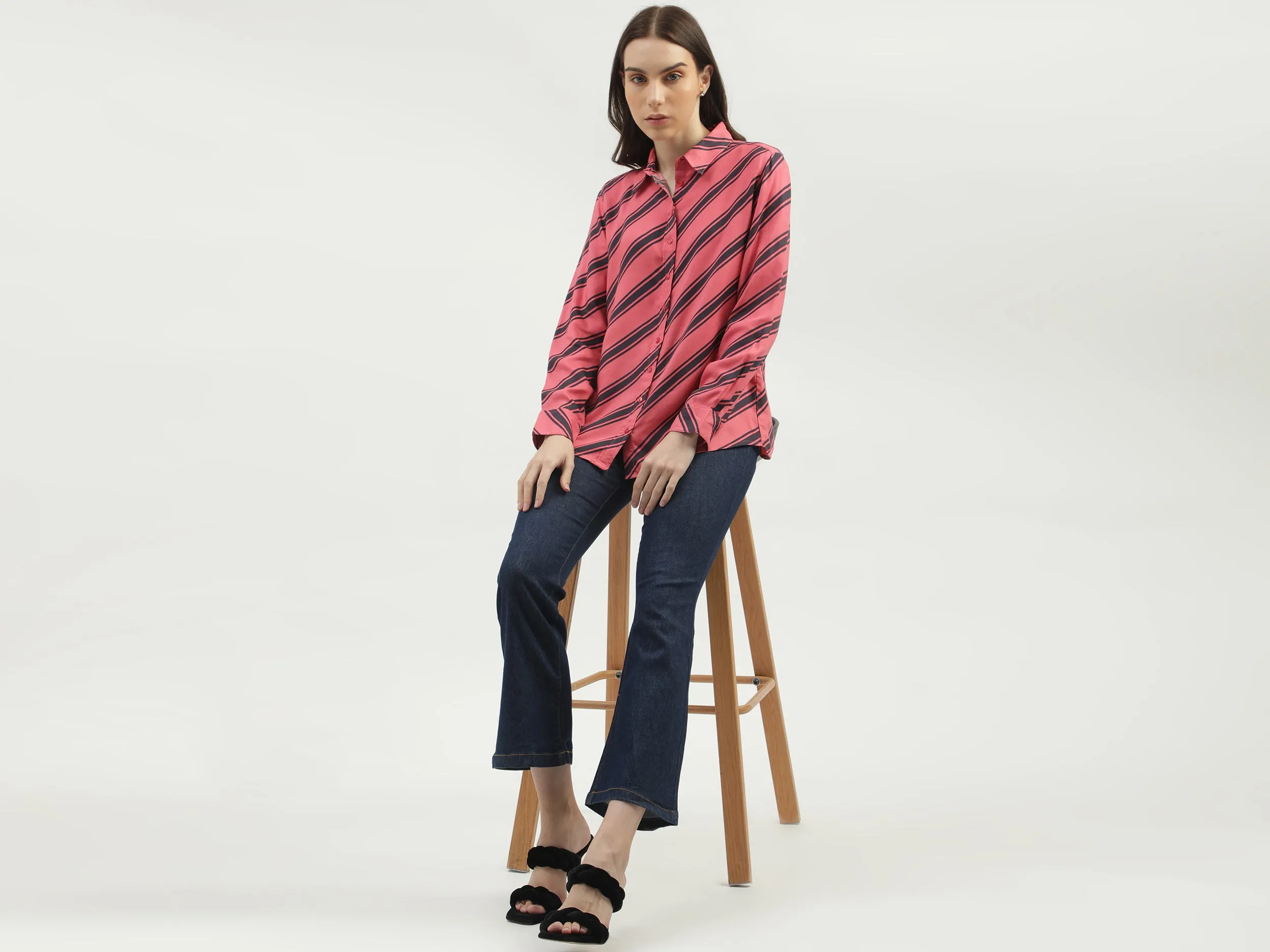 Women's Regular Fit Spread Collar Striped Shirts